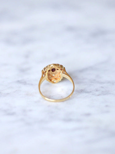 Bague de fiançailles vintage rubis entourage diamants sur or jaune 58 Facettes