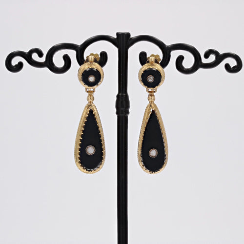 Boucles d'oreilles Pendants d'oreilles onyx et perles fines 58 Facettes 23-184