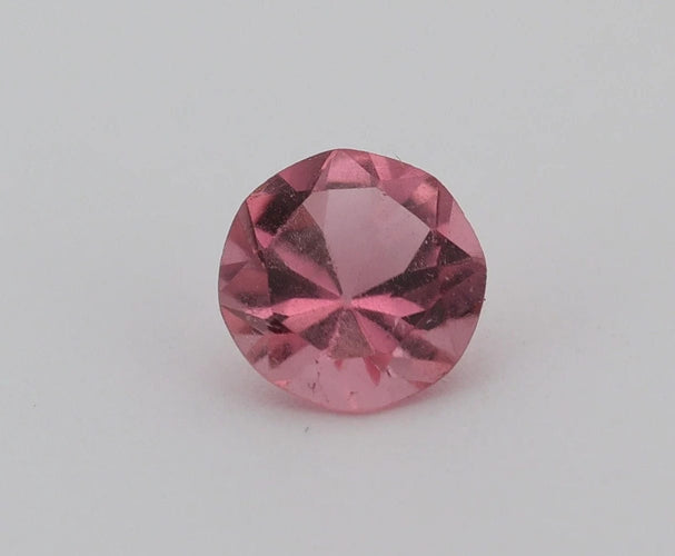 Gemstone Saphir rose non chauffée 0.84cts 58 Facettes 113