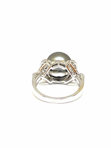 Bague Bague en or blanc, perle de Tahiti et diamants 58 Facettes