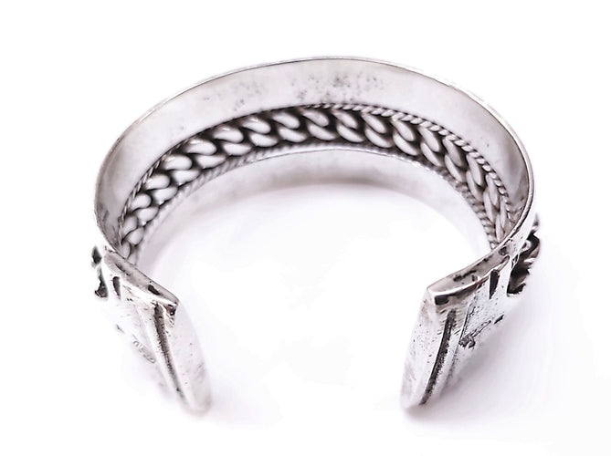 Bracelet Bracelet manchette argent massif 58 Facettes RA-628