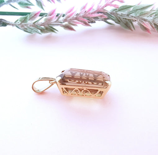 Pendentif Pendentif imposant citrine or jaune 58 Facettes AA 1635