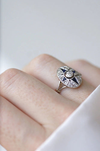 Bague Bague Art Deco en Or blanc & diamants 58 Facettes