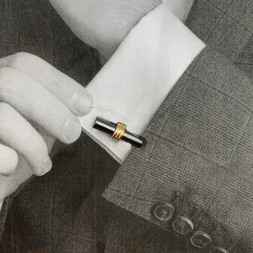 Boutons de manchette Boutons de manchette Van Cleef & Arpels en or jaune, quartz et hématites. 58 Facettes 31048