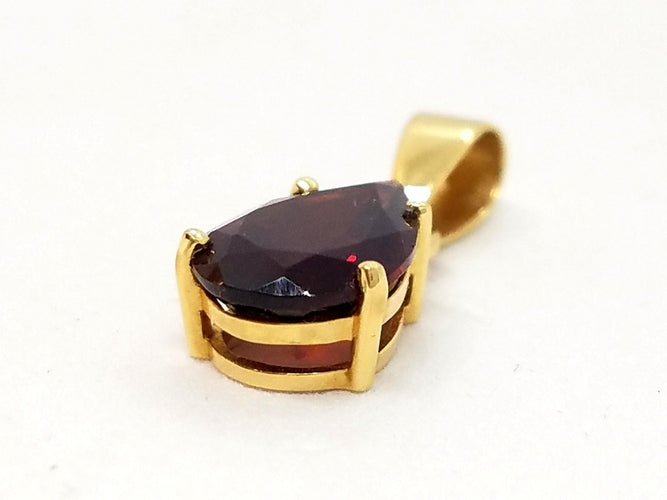 Pendentif Pendentif Or jaune Grenat 58 Facettes 06577CD
