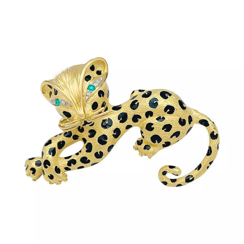 Broche Broche Fred "Léopard" en or jaune, diamants, émail et émeraudes. 58 Facettes 32381