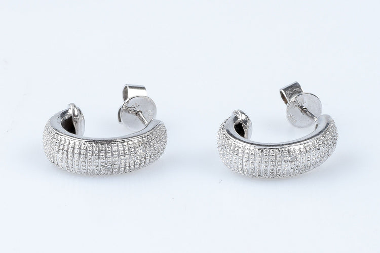 Boucles d'oreilles Boucles d'oreilles diamants en or blanc 58 Facettes 111-196974-29