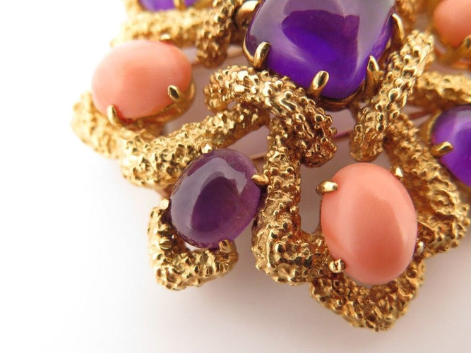 Broche broche pendentif VAN CLEEF & ARPELS delphes 1975 or cabochons corail & amethyste 58 Facettes 257359