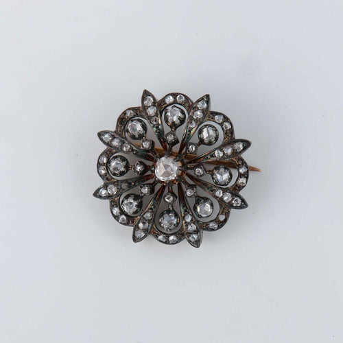Broche Broche en or, argent 58 Facettes