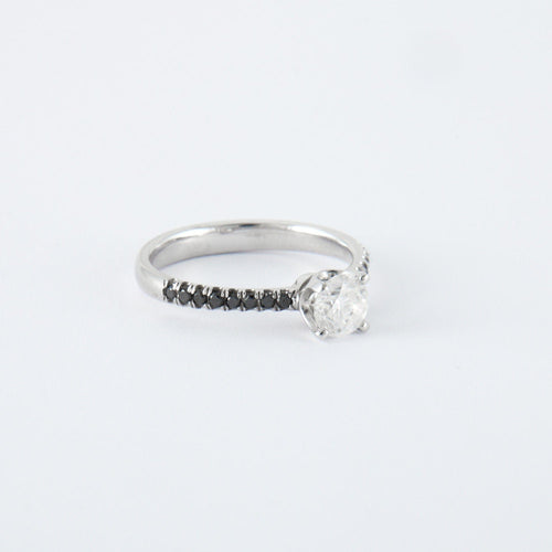 Bague 54 Bague diamants noirs et blanc 58 Facettes