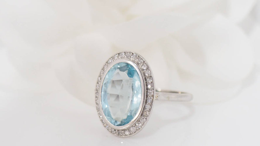 Bague Bague Pompadour en platine, aigue marine et diamants 58 Facettes