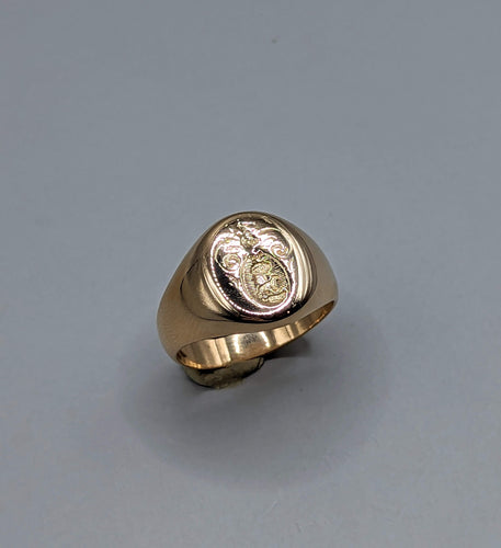 Bague 57 Chevalière en or avec armoiries 58 Facettes