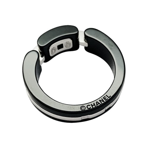 Bague 53 Bague Chanel "Ultra" en céramique, or blanc et diamants. 58 Facettes 31052
