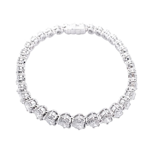 Bracelet Bracelet Dubail Paris, diamants coeurs, platine. 58 Facettes 33141