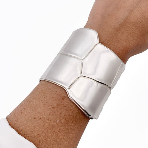 Bracelet Manchette Hermès, "Niloticus Eclat", argent. 58 Facettes 33395