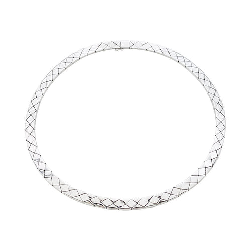 Collier Collier Chanel, "Matelassé", or blanc. 58 Facettes 31477