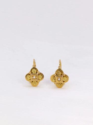 Boucles d'oreilles Dormeuses Napoléon III Or jaune Perle fine 58 Facettes J268