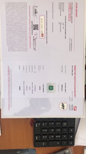 Gemstone Emeraude non huilé 1.39cts certificat GFCO 58 Facettes 183