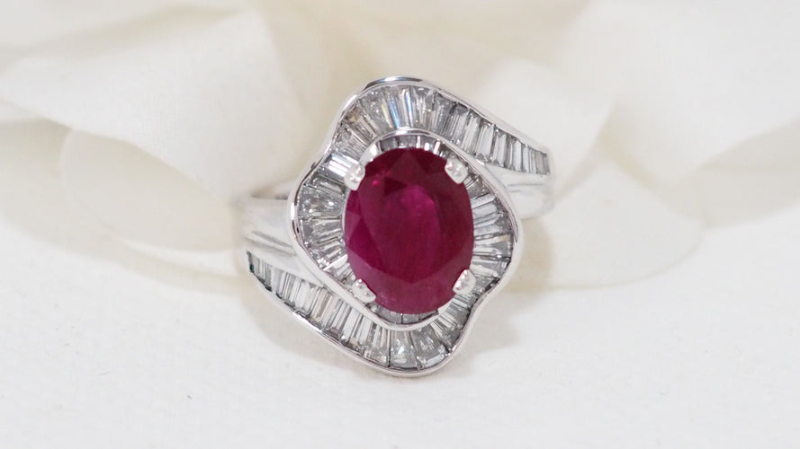 Bague 52 Bague jupe rubis diamants baguette 58 Facettes 32399