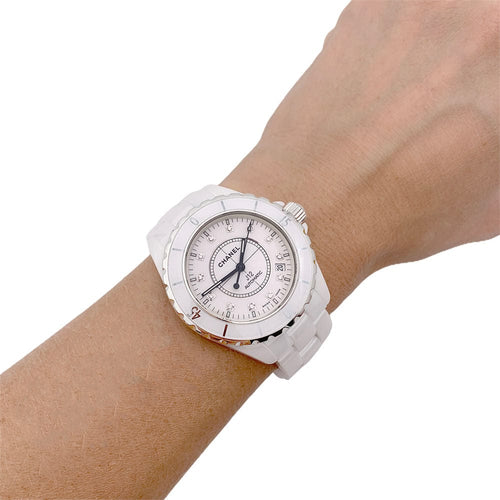 Montre Montre Chanel automatique, "J12", céramique blanche. 58 Facettes 32770