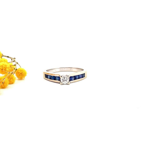 Bague Bague solitaire épaulée de saphirs 58 Facettes