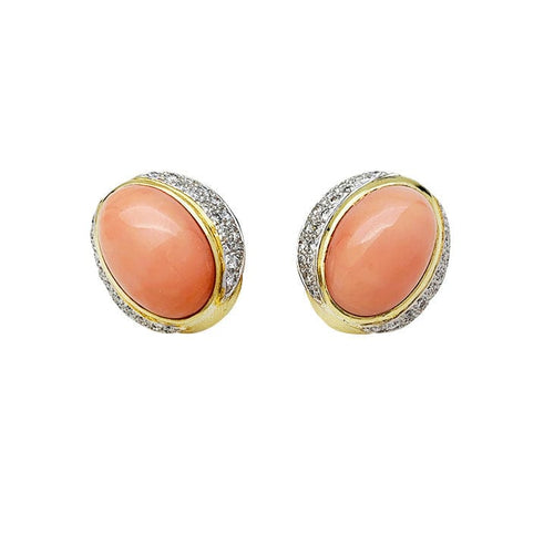 Boucles d'oreilles Boucles d'oreilles en or jaune, corail et diamants. 58 Facettes 30726
