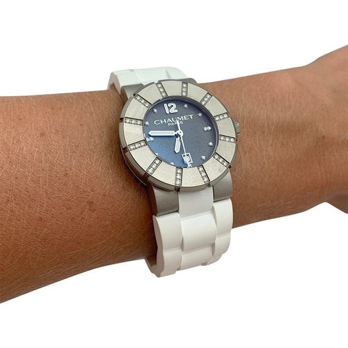 Montre Montre Chaumet, "Class One", titane, diamants, caoutchouc. 58 Facettes 31808