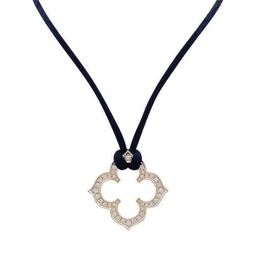 Collier Collier Cartier, "Trèfle Gothique", or jaune et diamants. 58 Facettes 33408