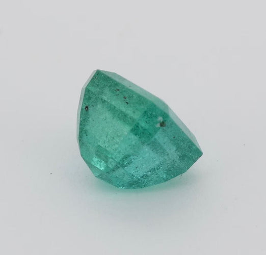 Gemstone Emeraude non huilé 1.39cts certificat GFCO 58 Facettes 183