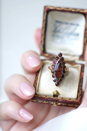 Bague Grande bague marquise grenats 58 Facettes