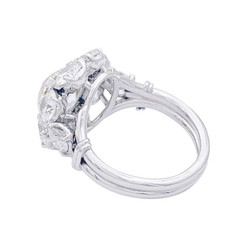 Bague 49 Bague marguerite diamants, platine. 58 Facettes 32928
