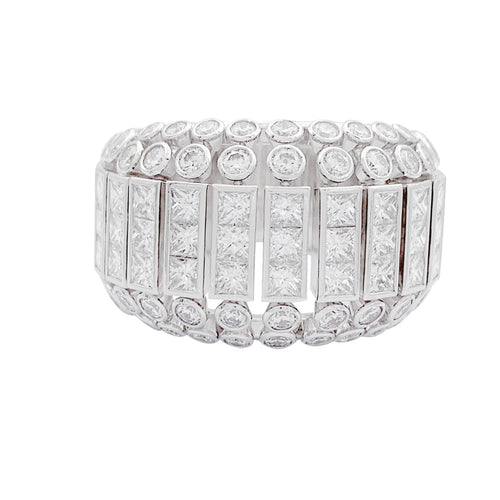 Bague 55 Bague Cartier, "Couronne", or blanc, diamants. 58 Facettes 32251