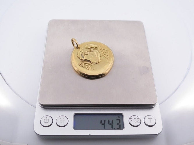 Pendentif medaille pendentif VAN CLEEF & ARPELS zodiaque cancri cancer georges lenfant or 58 Facettes 257841