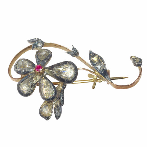 Broche Broche branche fleurie, diamants 58 Facettes 23031-0050