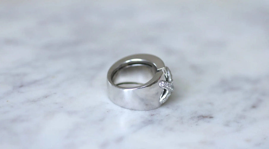 Bague 52 CHAUMET - Bague "Liens croisés" Or blanc Diamants 58 Facettes