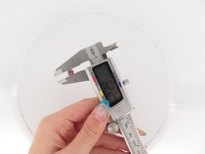 Boucles d'oreilles boucles d'oreilles POIRAY puces lolita saphir rose or jaune 58 Facettes 254850