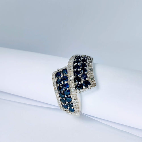 Bague Bague en or blanc diamants et saphirs 58 Facettes 5607