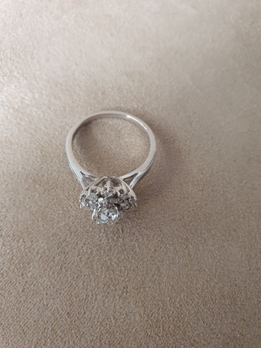 Bague Bague Or Blanc, 18 carats sertie d'un diamant central 58 Facettes