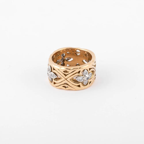 Bague Bague Motifs fleurs Or Jaune Ciselé 58 Facettes