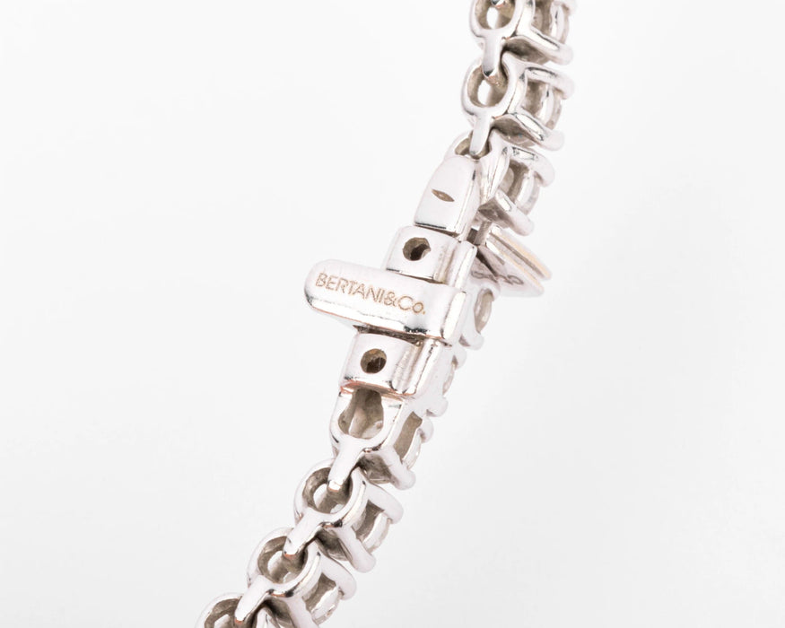 Bracelet Bracelet riviere en diamant et or gris 58 Facettes 0