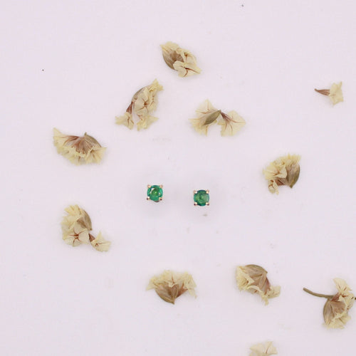 Boucles d'oreilles Boucle d’oreille clous en or jaune, émeraude 58 Facettes
