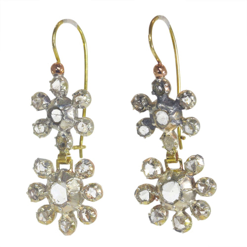 Boucles d'oreilles Pendantes vintage, diamant 58 Facettes 23031-0059