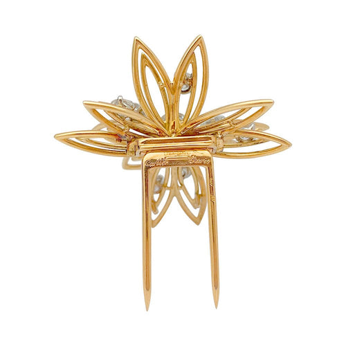 Broche Broche Cartier "Fleur" en or jaune et diamants. 58 Facettes 31448