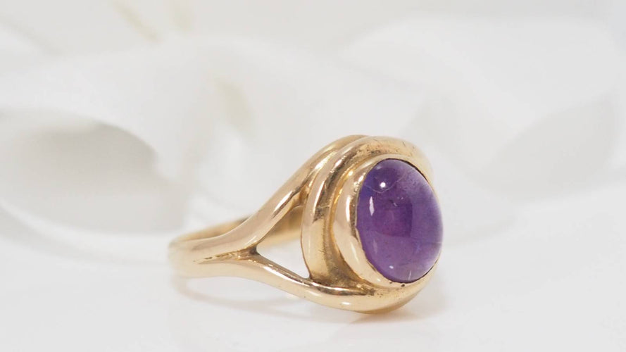 Bague Bague vintage en or jaune et améthyste 58 Facettes 31231