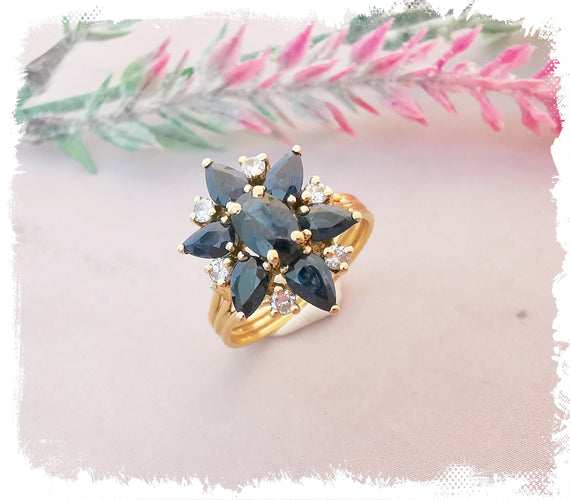 Bague 53.5 Bague fleur Saphirs Diamants Or Jaune 58 Facettes AB 1073