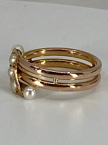 Bague 52 Bague en or, perles 58 Facettes