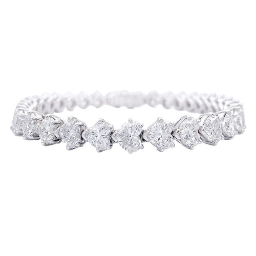 Bracelet Bracelet Dubail Paris, diamants coeurs, platine. 58 Facettes 33141