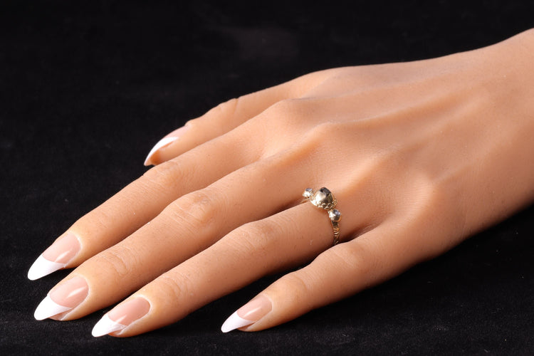 Bague 55 Élégance Renaissance exclusive : une bague en diamant vieille de 500 ans 58 Facettes 23331-0242