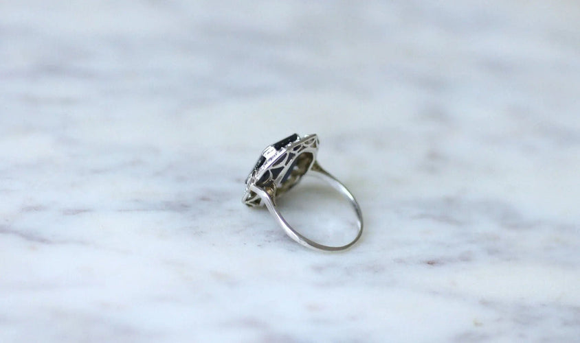 Bague Bague Art Déco hexagonale saphir diamants 58 Facettes