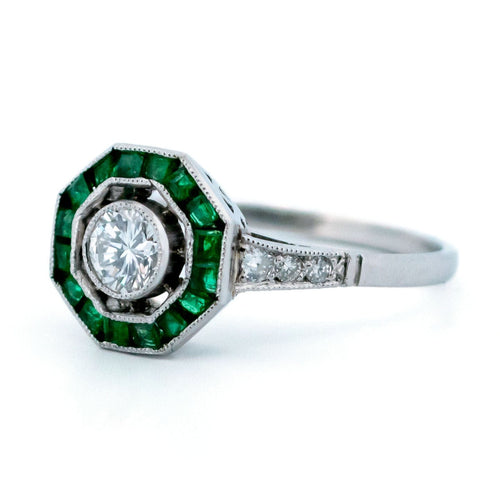 Bague 55.5 Bague Diamant, Émeraude, Platine 58 Facettes 76851EBEDE004A599DCA71647E815FCF